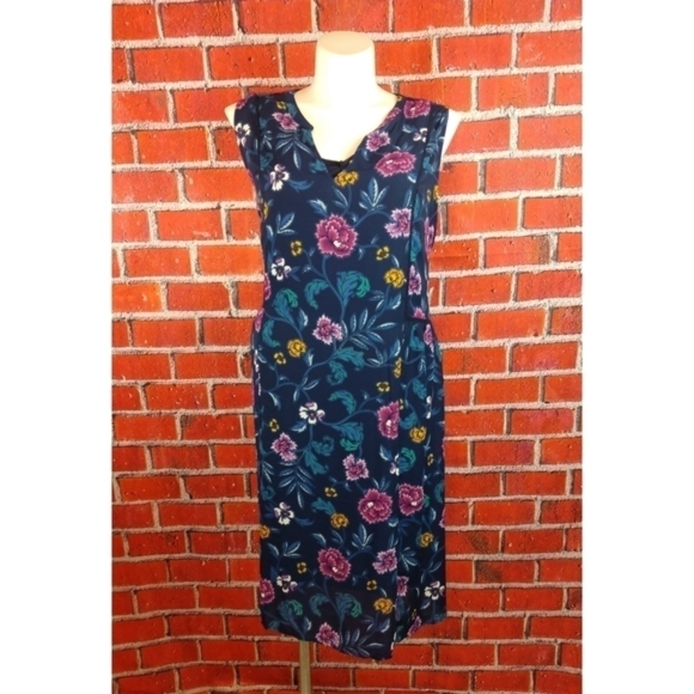 Old Navy Sleeveless Floral dress - Picture 2 of 13